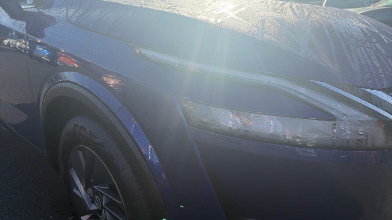 Nissan Qashqai 1.3 DiG-T MH Acenta Premium 5dr Petrol Hatchback